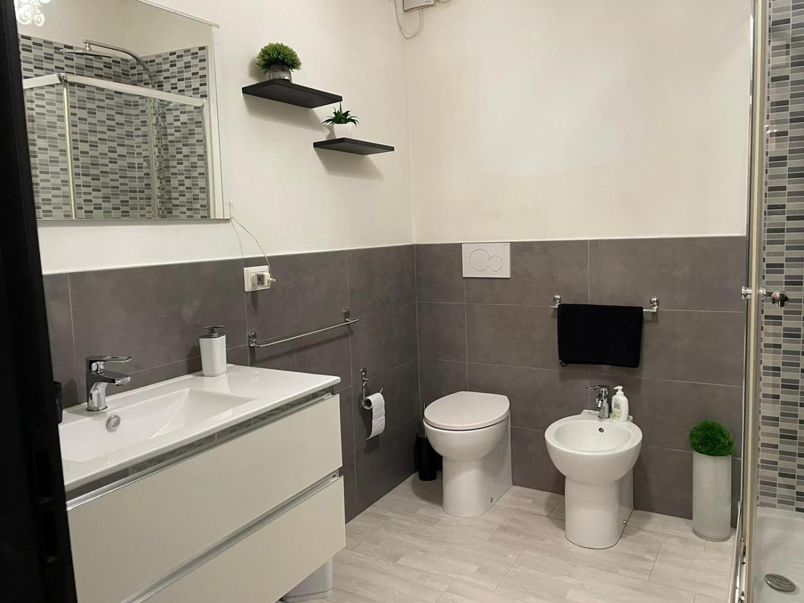Apartment Citta&aeroporto Black And White Bergamo